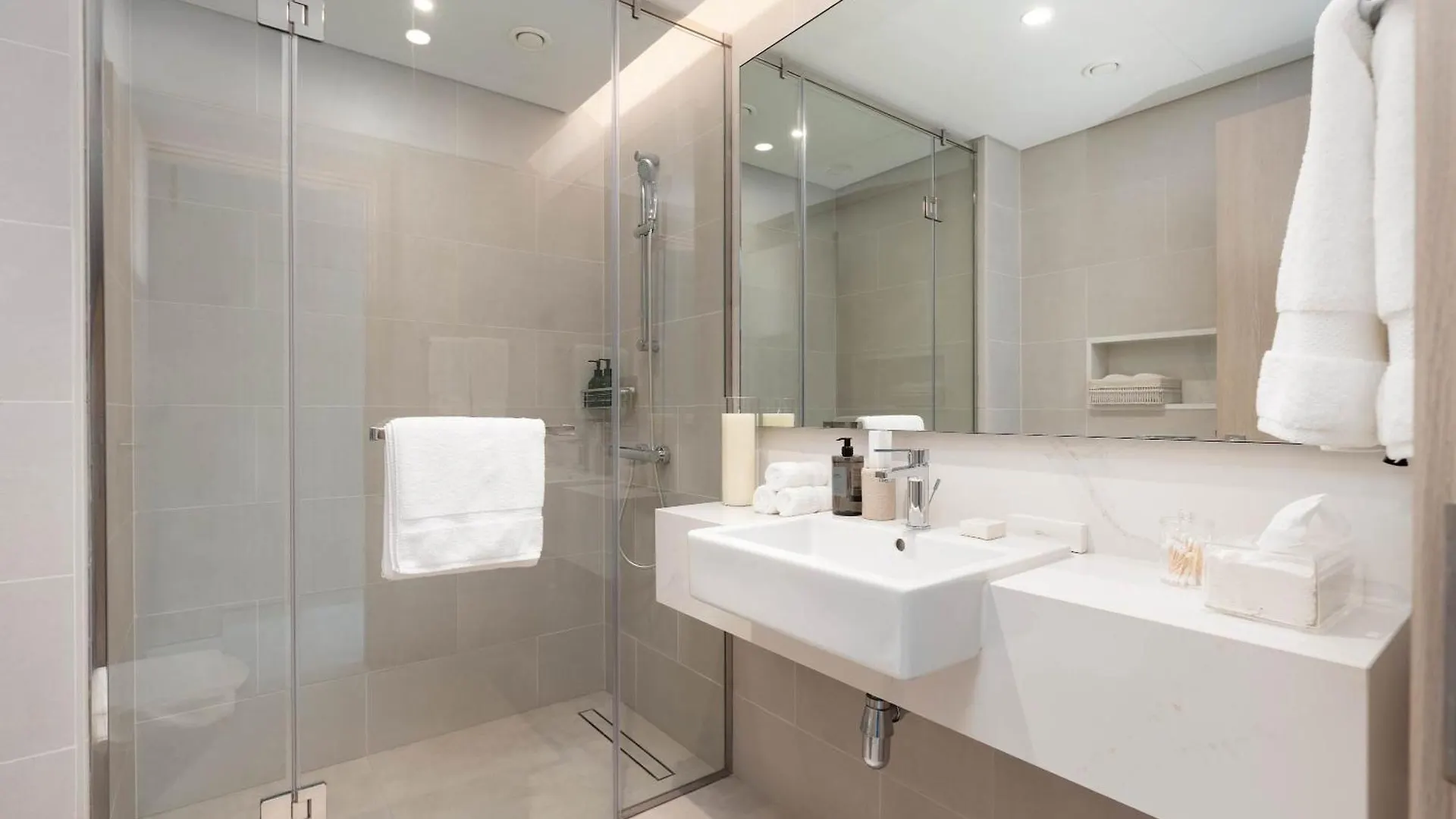 Luxury 2Br And Study Water View In Al Wasl Apartment Dubai