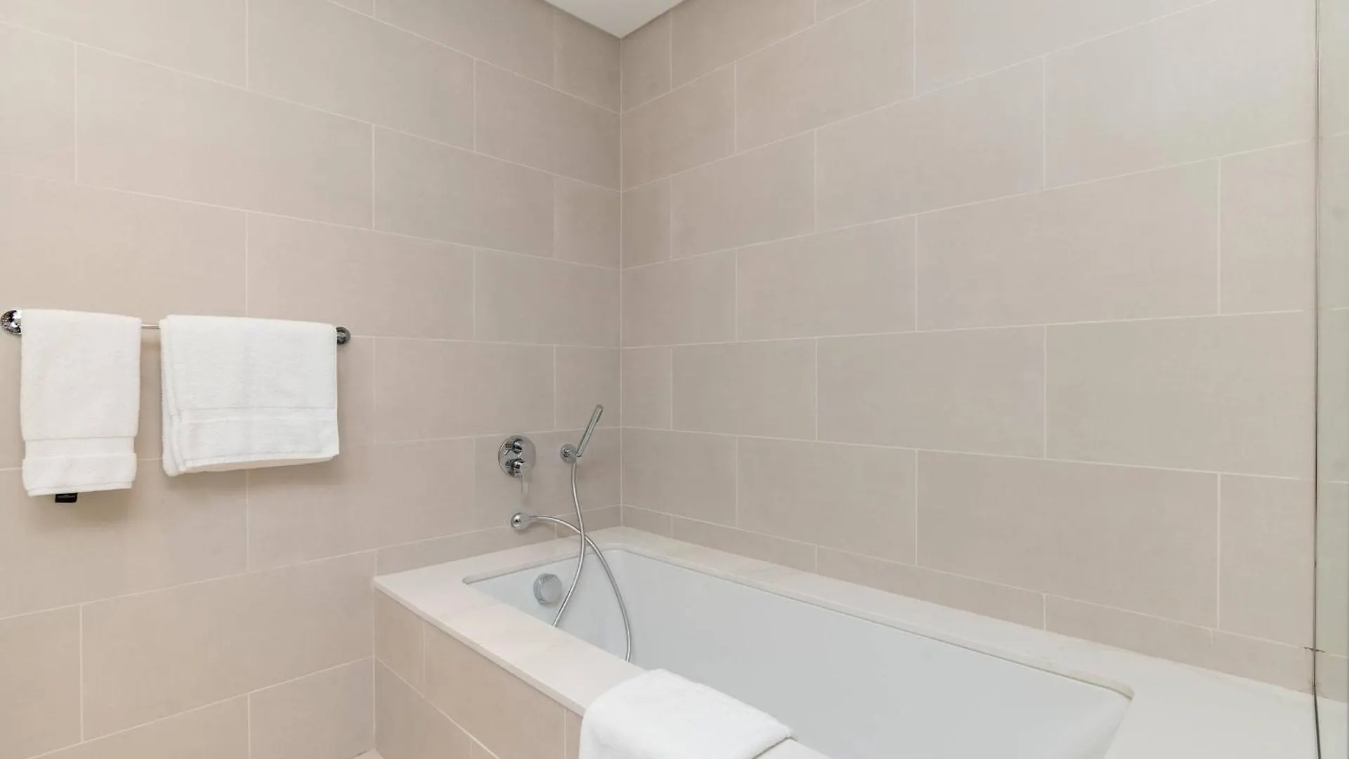 Luxury 2Br And Study Water View In Al Wasl Apartment Dubai United Arab Emirates