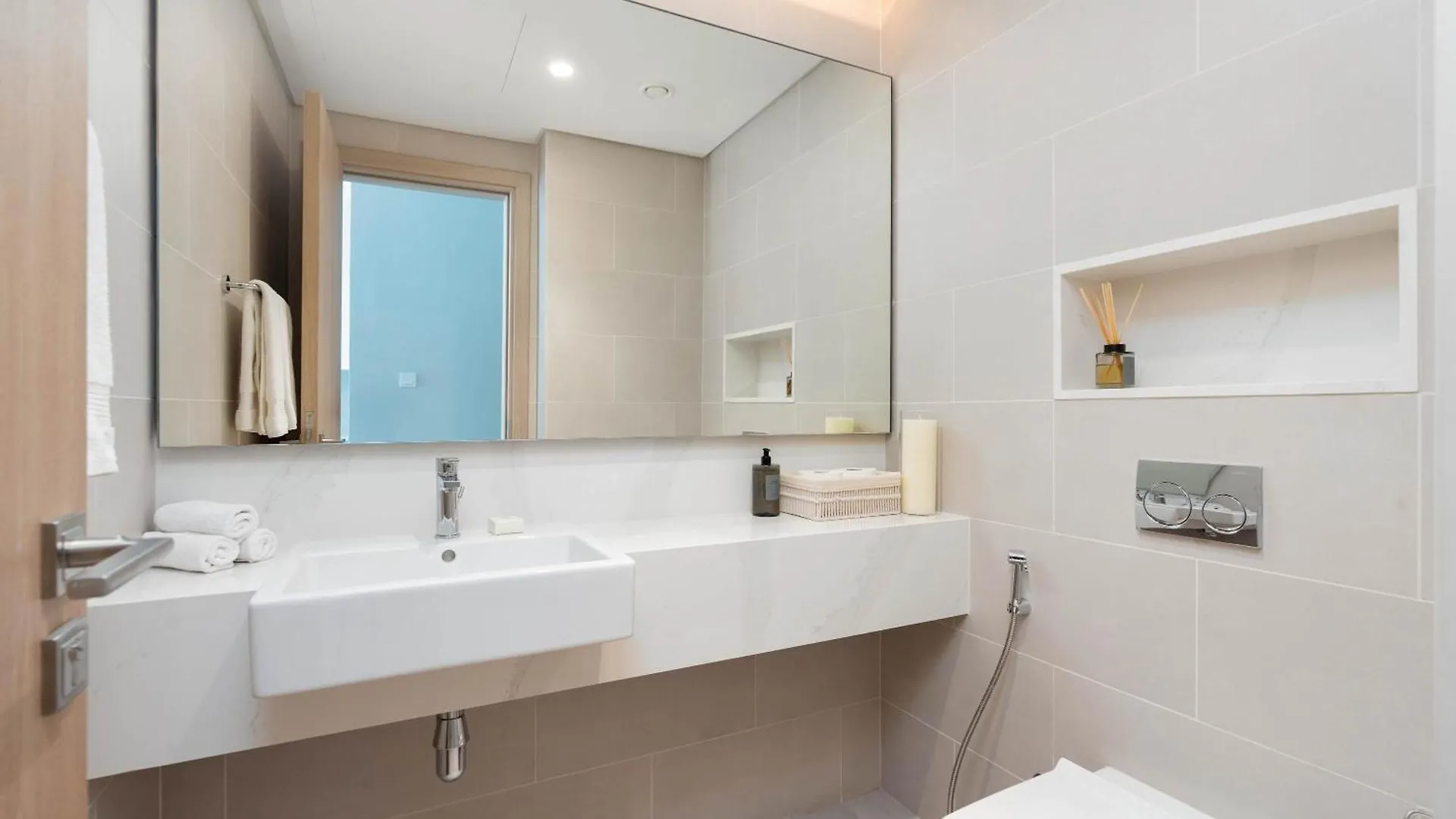 Luxury 2Br And Study Water View In Al Wasl Apartment Dubai