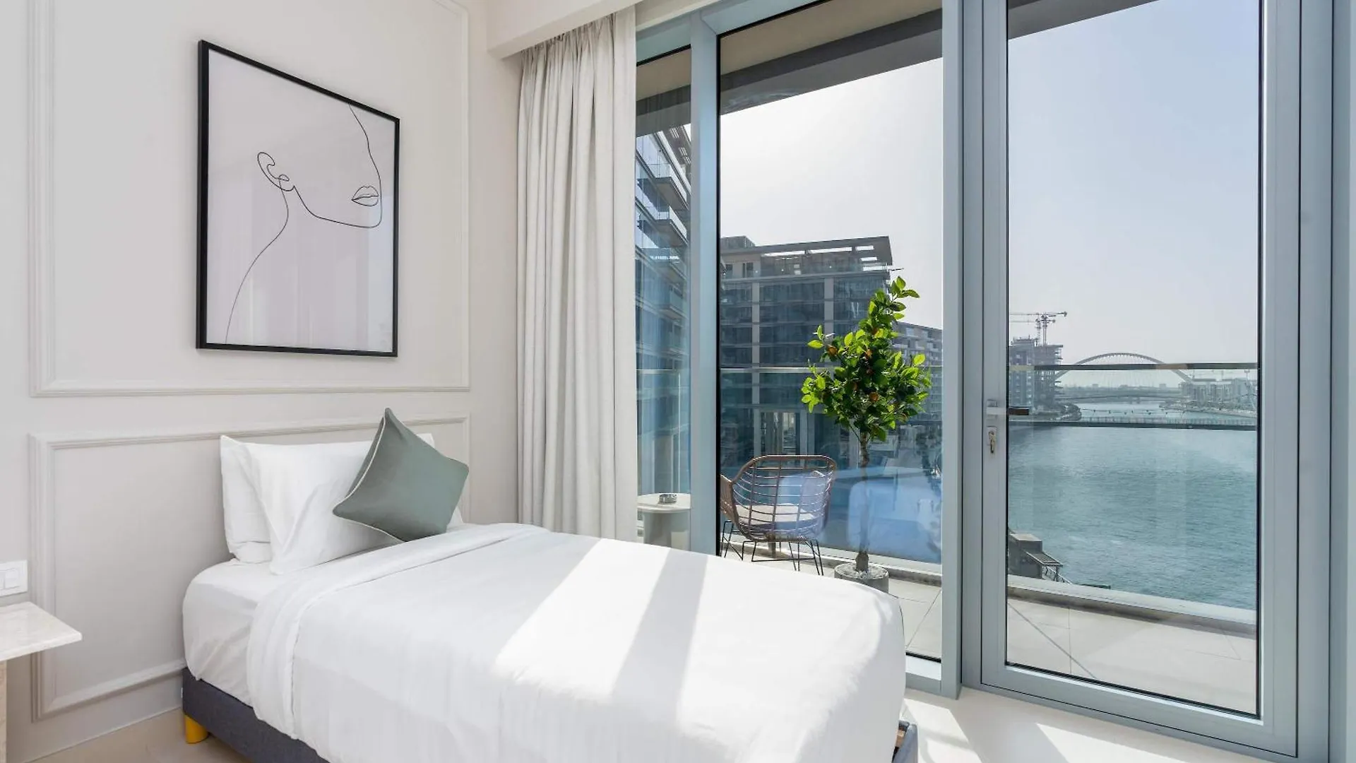 Luxury 2Br And Study Water View In Al Wasl Apartment Dubai