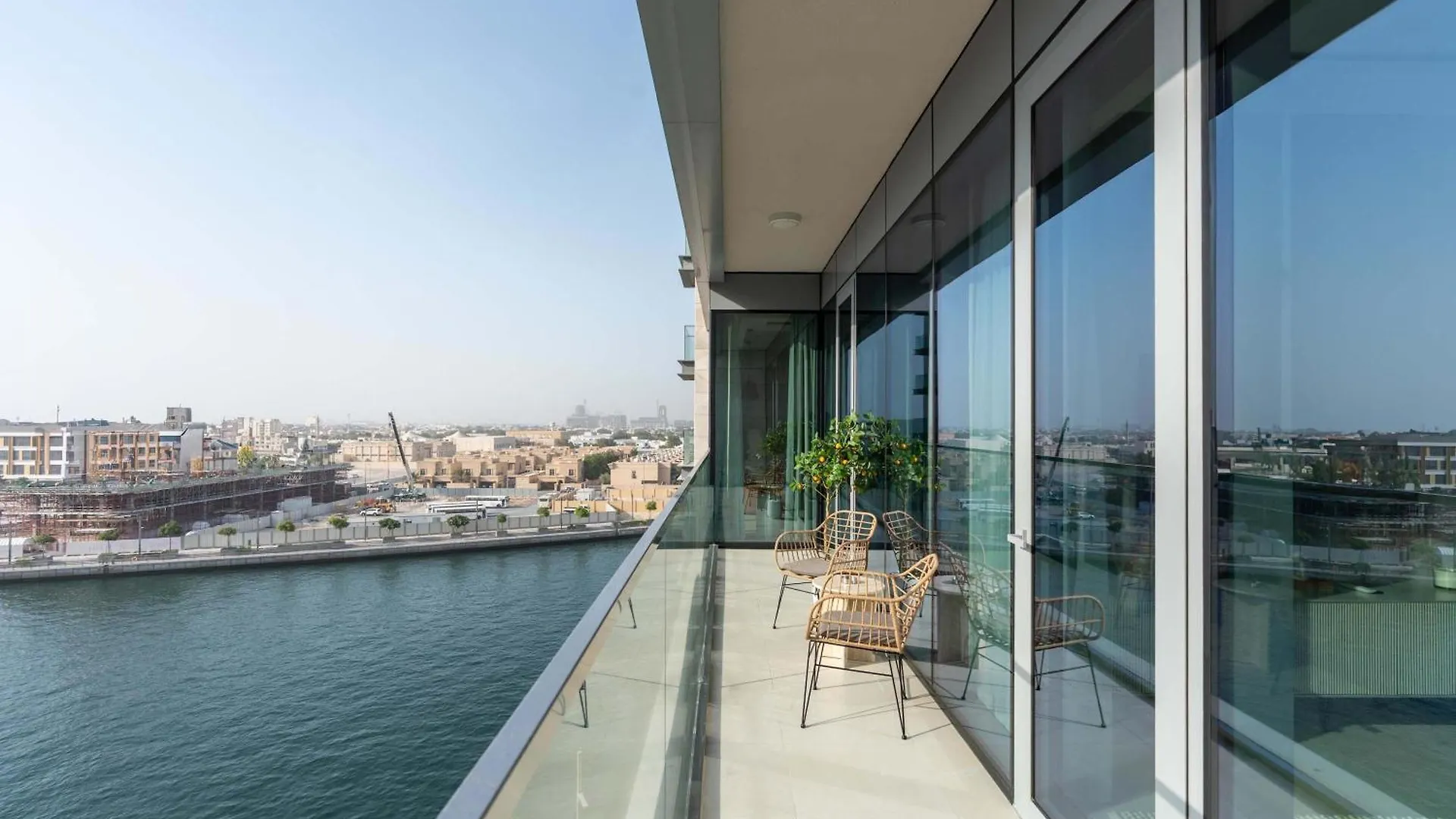 Luxury 2Br And Study Water View In Al Wasl Apartment Dubai