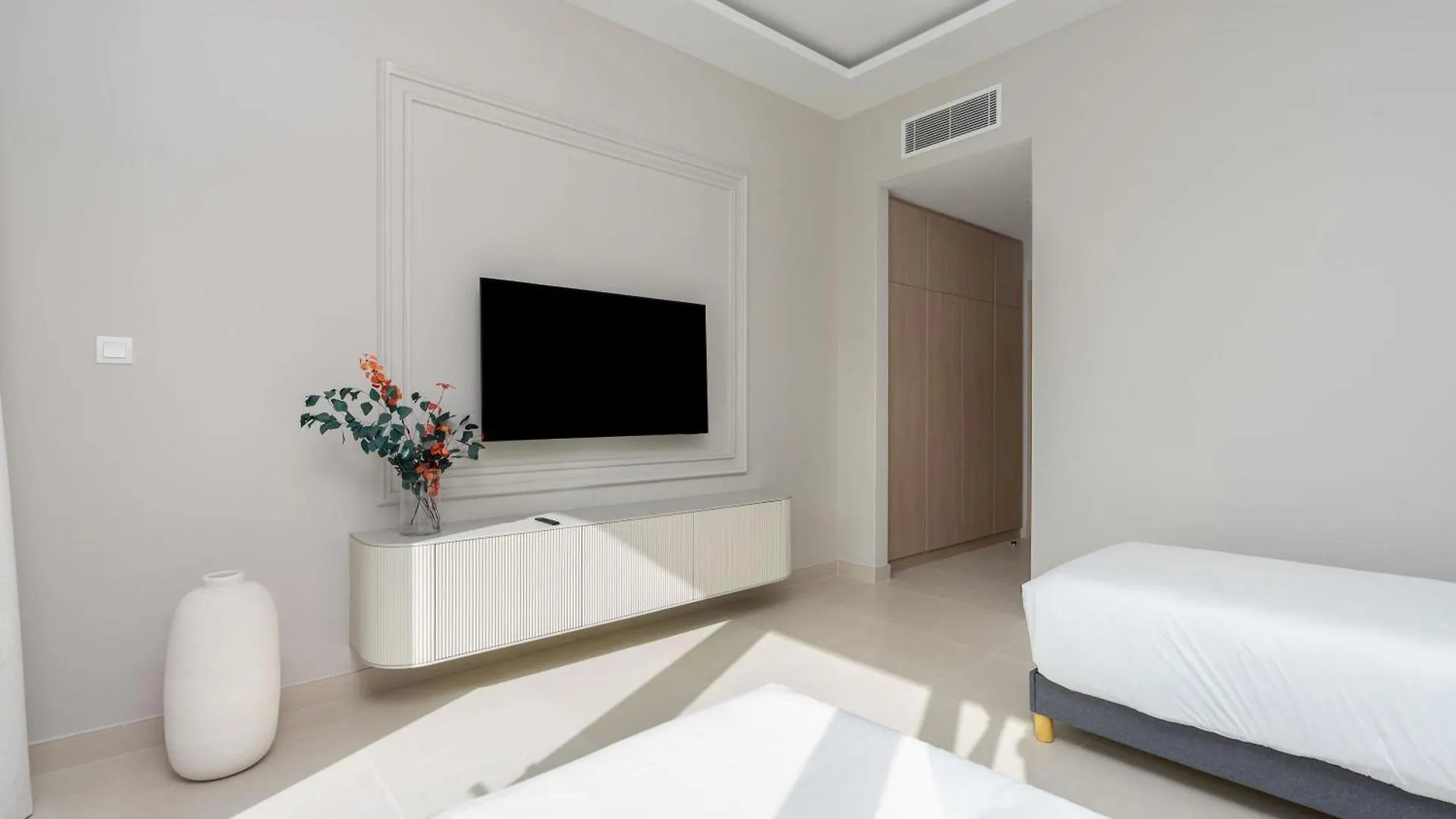 Luxury 2Br And Study Water View In Al Wasl Apartment Dubai